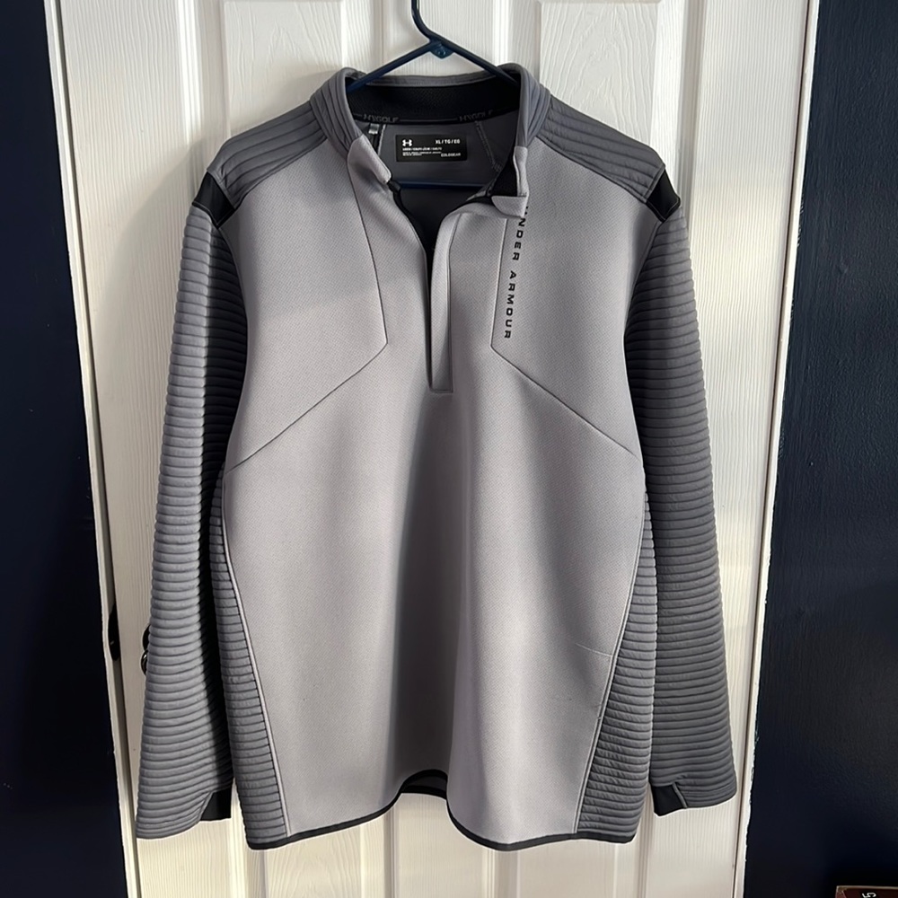Men’s Under Armour Golf Cold Gear Golf Pullover.